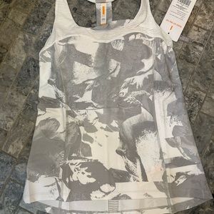 Lucy tank w/shelf bra NWT